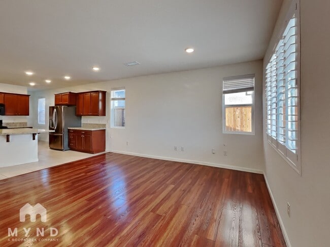 Building Photo - 6198 Sweet Cherry Dr