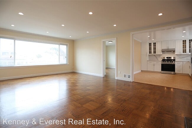 Building Photo - 4 br, 4 bath House - 749 34th Ave