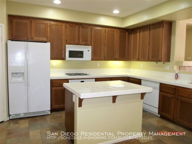Building Photo - 7875 Via Montebello