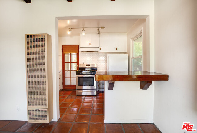 Foto del edificio - 2454 7th St