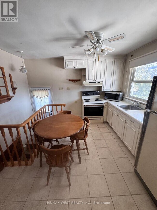 Photo du bâtiment - 13132 Keele St