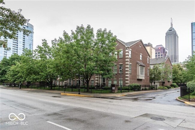 Building Photo - 222 N New Jersey St