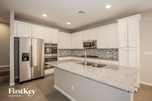 Foto del edificio - 5630 Bishop Flowers St