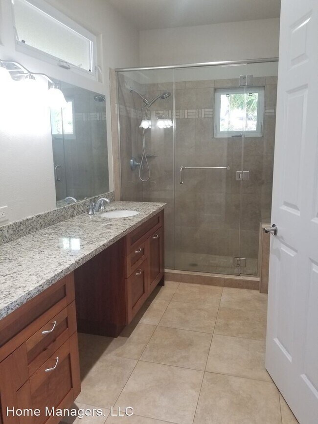 Building Photo - 3 br, 3 bath Apartment - 102 Moolu Circle