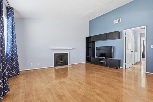 Building Photo - 1965 E Coulston St