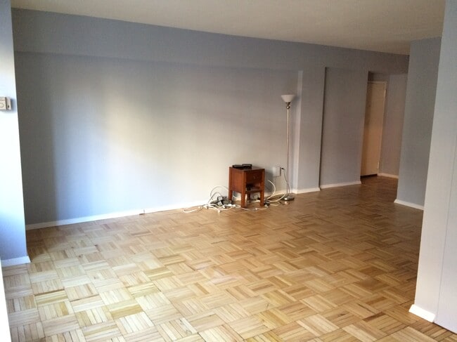 View from kitchen to main room - 1711 Massachusetts Ave NW