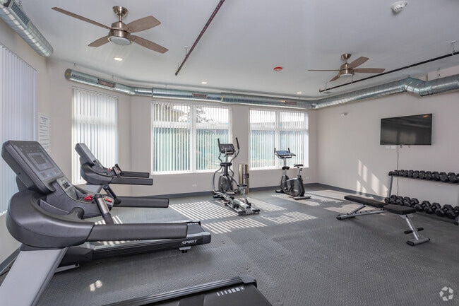 Building Photo - Arrowhead Apartment Homes