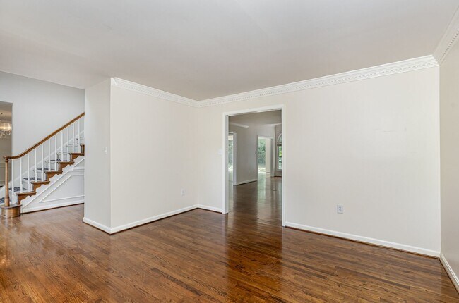 Foto del edificio - WATERFRONT RENTAL PROPERTY