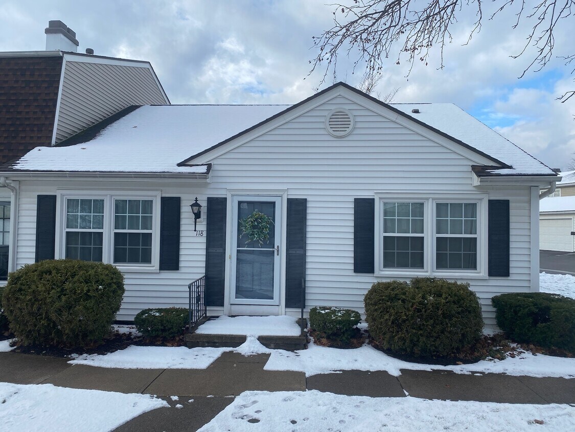 118 New Wickham Dr, Penfield, NY 14526 Townhome Rentals in Penfield