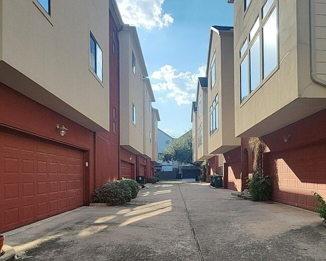 Foto del edificio - 404 Parker St