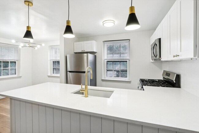 Foto del edificio - Carlton Park Apartments - 2 Bedroom
