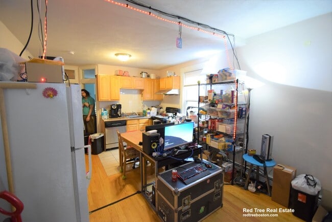 Photo - 3 Warwick St Apartment