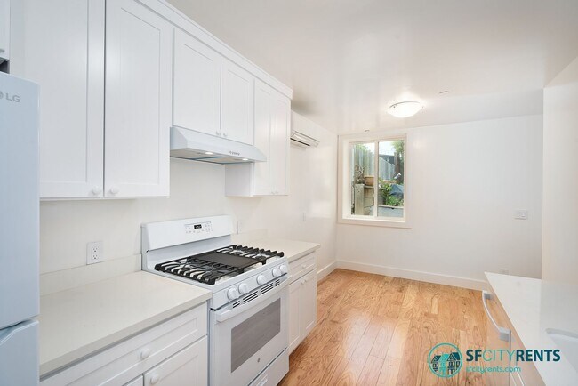 Foto del edificio - Outer Sunset: Freshly Remodeled 2-ROOM Stu...