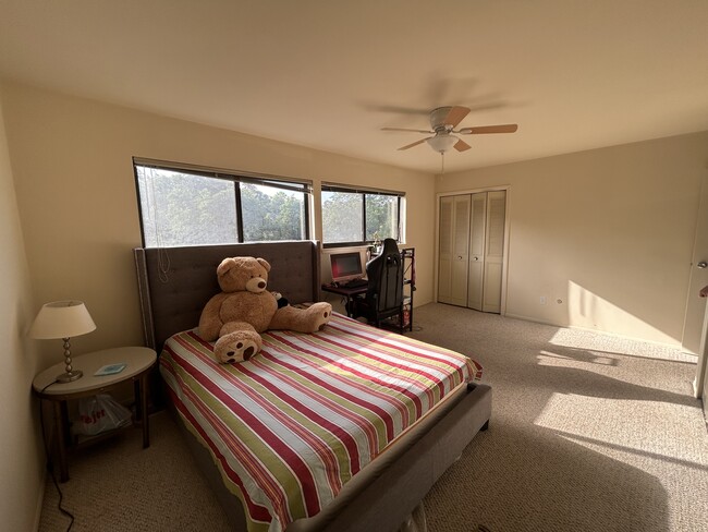 Building Photo - 779 Watersedge Dr