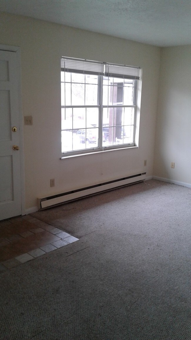 1100 Eastgate Dr, WV 26508 Apartments in WV