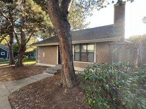 Building Photo - 10157 E Peakview Ave