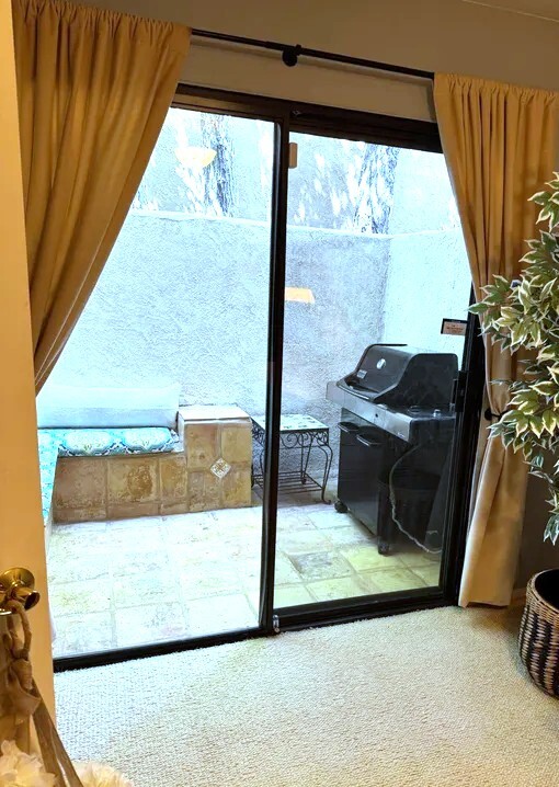 Building Photo - 5322 Colodny Dr