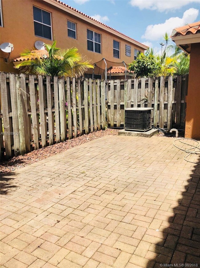 Foto del edificio - 8501 NW 138th St