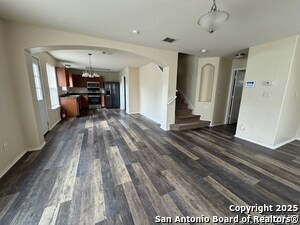 Building Photo - 5702 Canterbury Run