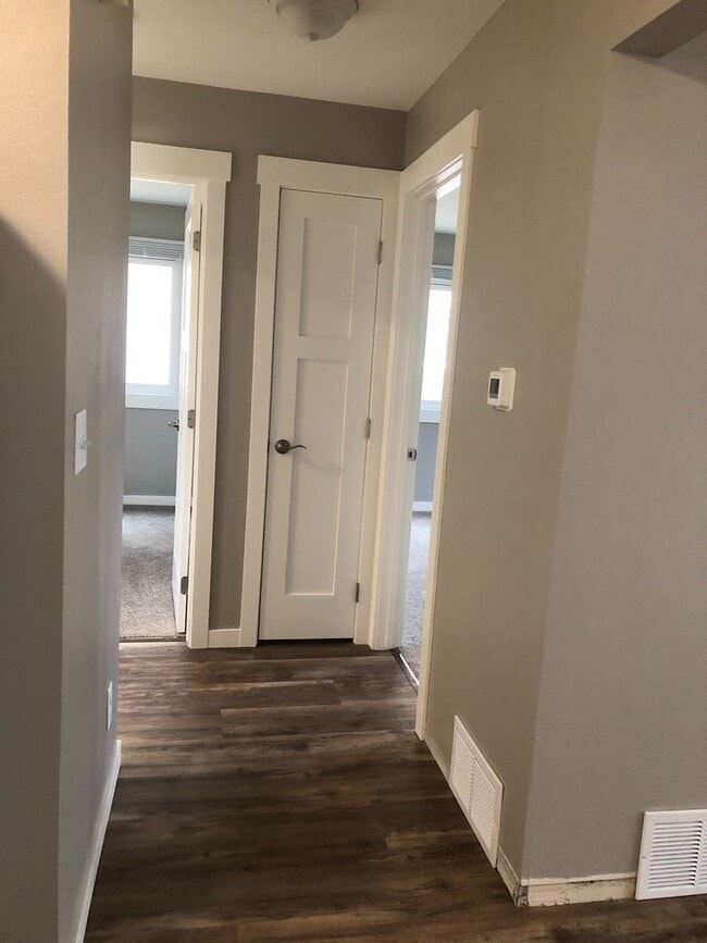 Building Photo - BCF Duplex (254)