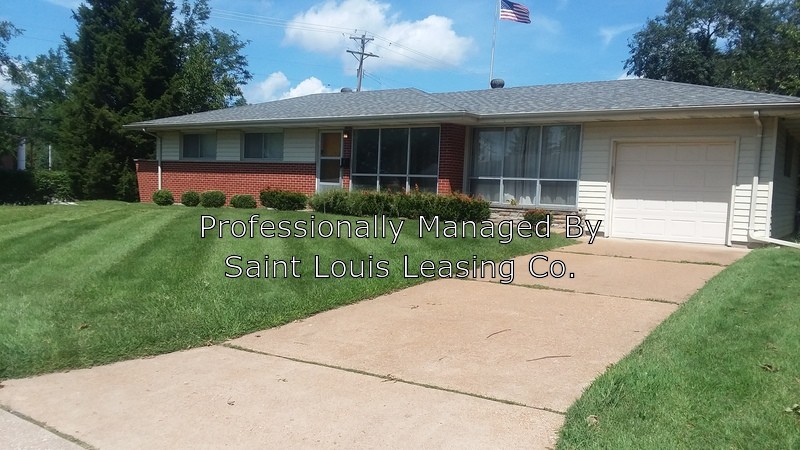 Primary Photo - 1 Flamingo Dr