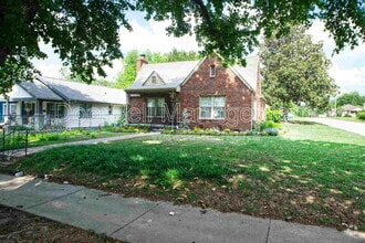 Building Photo - 1347 S Indianapolis Ave