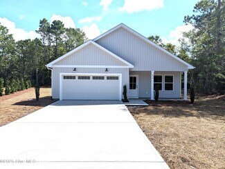 Building Photo - 834 Greenwood Ct