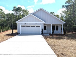 Building Photo - 834 Greenwood Ct