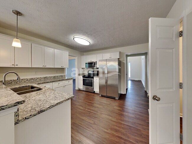 Building Photo - 3491 Skyland Ridge Ct