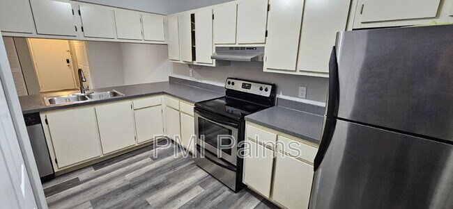Foto del edificio - 604 Kenwick Cir