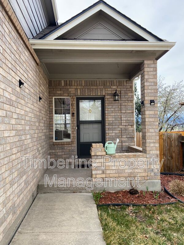 Foto del edificio - 7045 Sproul Ln