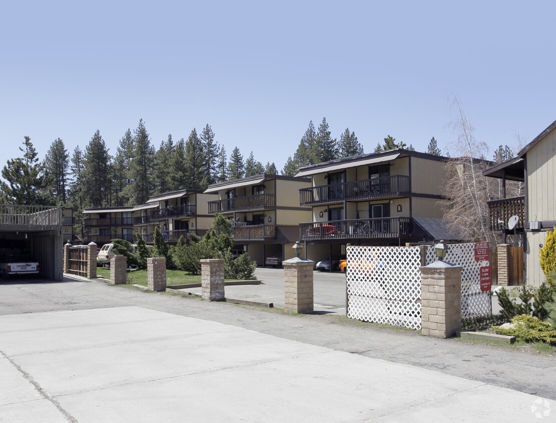 Building Photo - Stanford Square Apartments