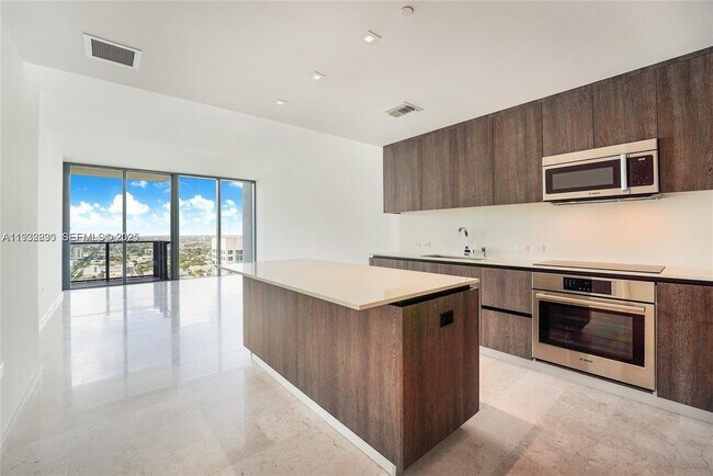 Foto del edificio - 88 SW 7th St