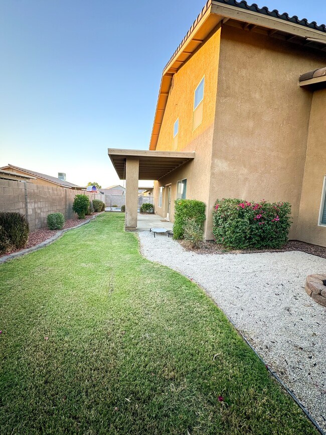 Building Photo - 4282 S Desert Willow Wy
