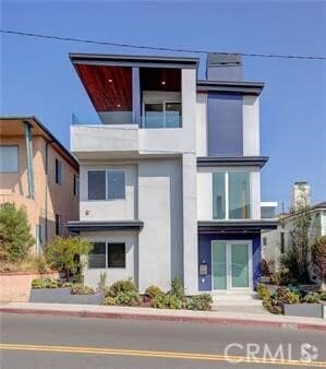 Building Photo - 339 27th St