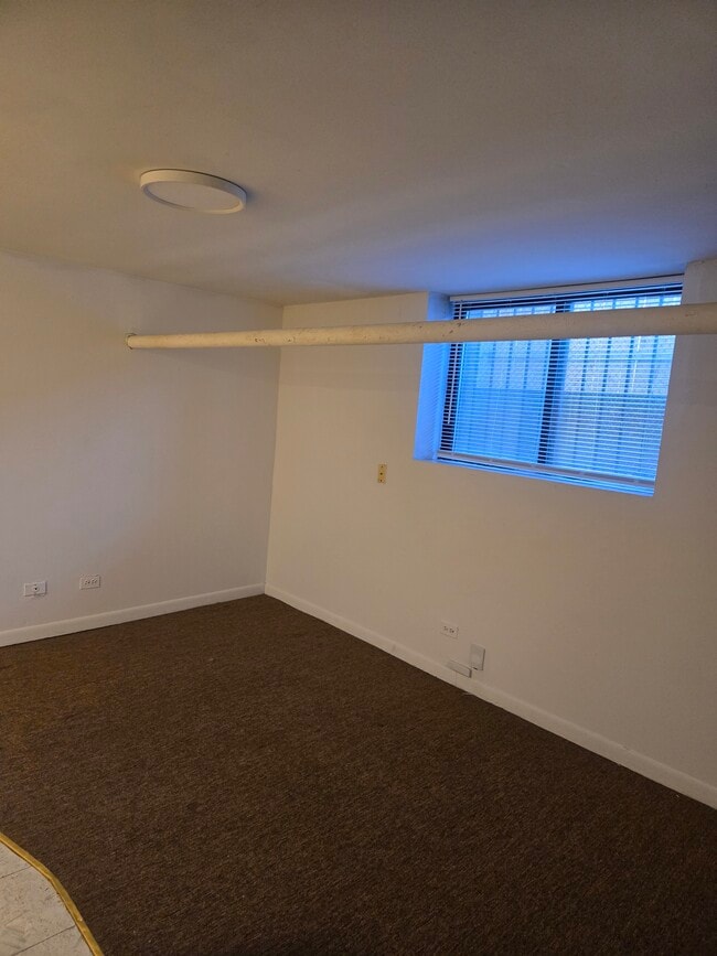 Building Photo - 3036 N Halsted St