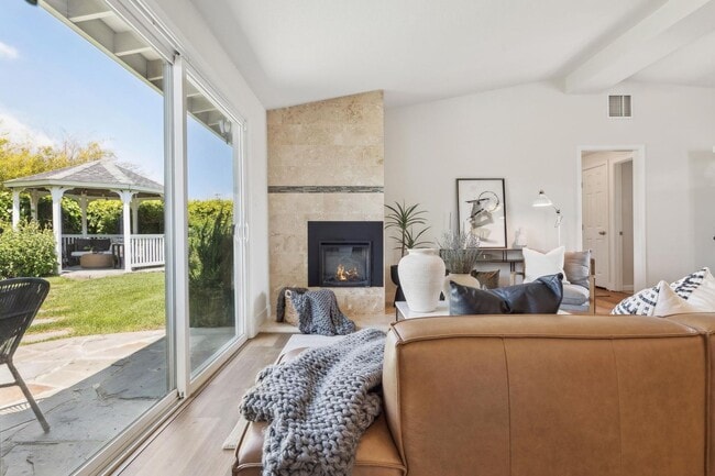 Building Photo - Full Remodeled Single-Level Home in San Rafael