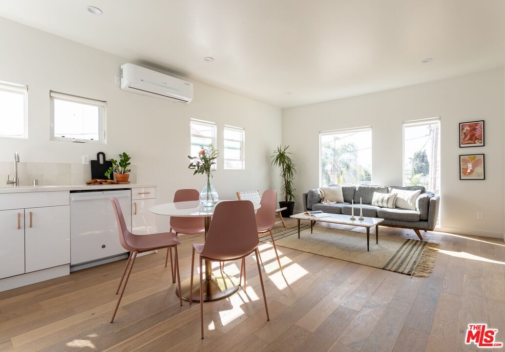 Foto principal - 3611 Bellevue Ave