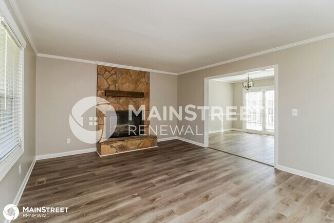 Foto del edificio - 411 GRENHAM RD, GREENSBORO, NC 27455