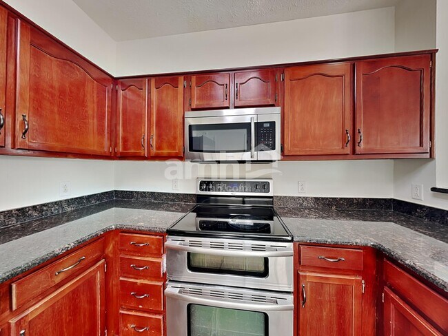 Foto del edificio - 2805 River Bend Dr