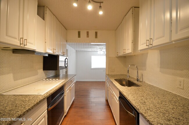 Foto del edificio - 2705 Southside Blvd