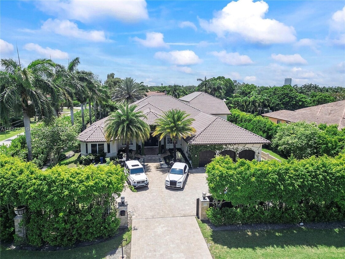 Primary Photo - 1203 NW 121st Ave