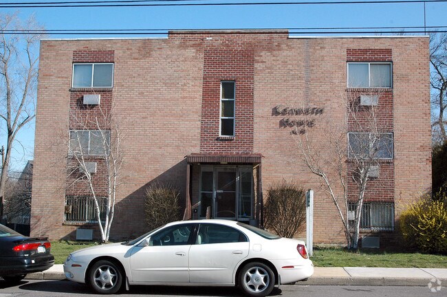 Foto del edificio - Kenneth House Apartments