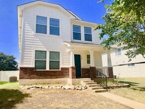 Building Photo - 703 Big Spring Dr