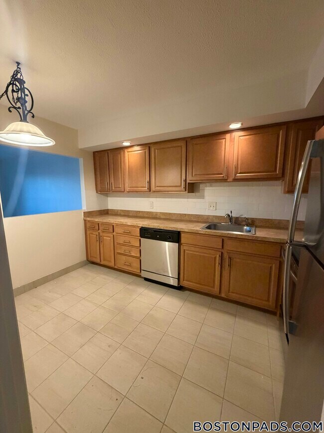 Building Photo - 385 Massachusetts Ave