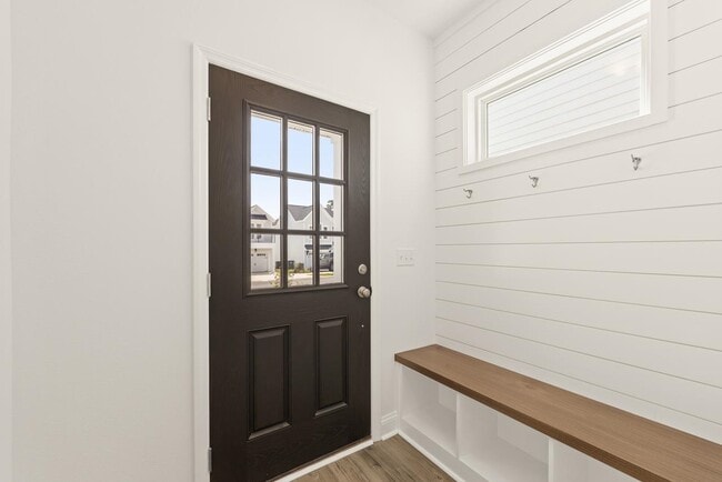 Building Photo - 450 Grand Oaks Rd