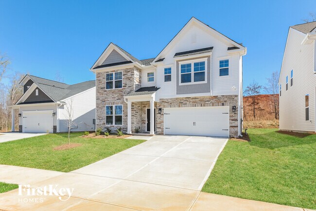 Foto del edificio - 582 Hillpark Ln