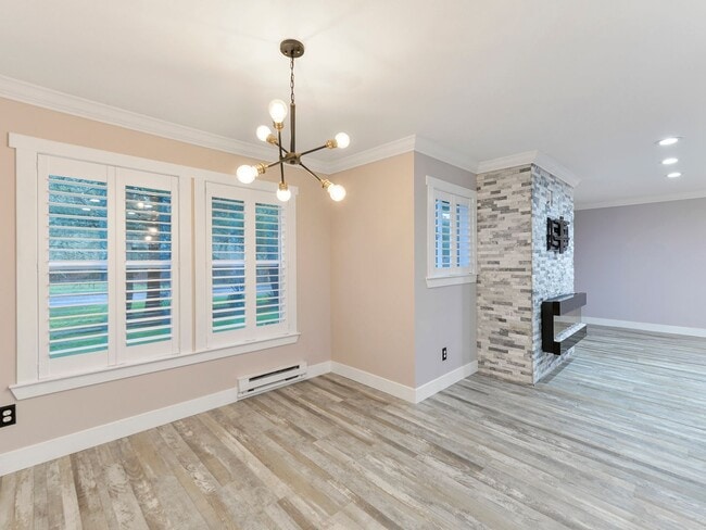 Building Photo - Application Pending - Available Now!! Beau...