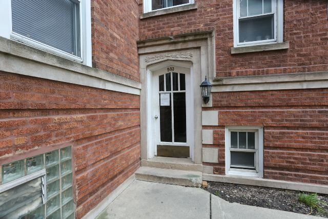 Foto principal - 962 W Cornelia Ave