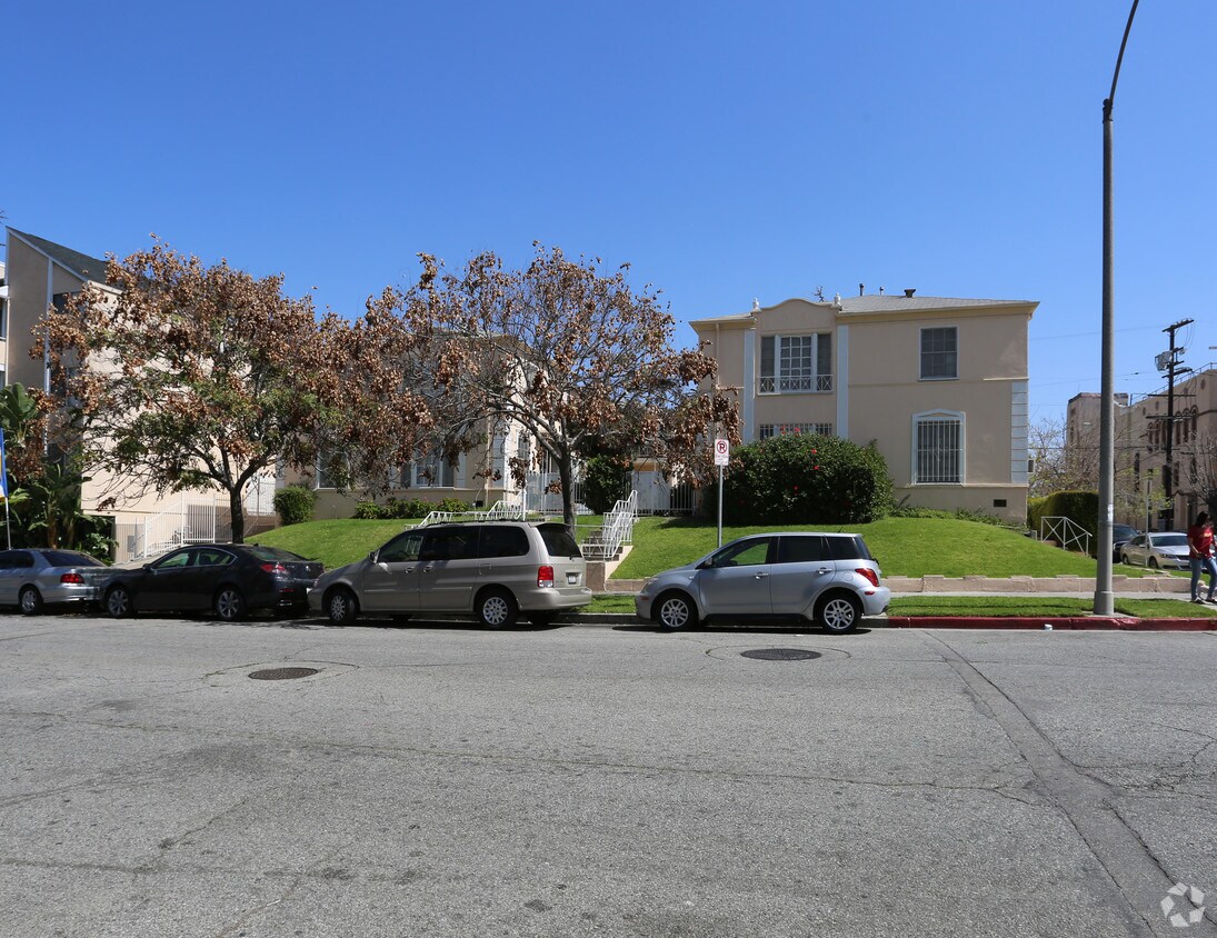 Foto del edificio - 348 S Berendo St